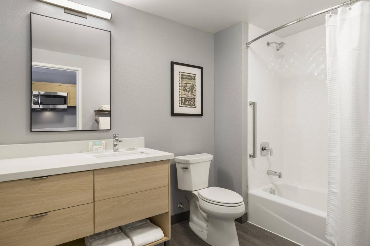 Towneplace Suites By Marriott Rochester Mayo Clinic Area Extérieur photo